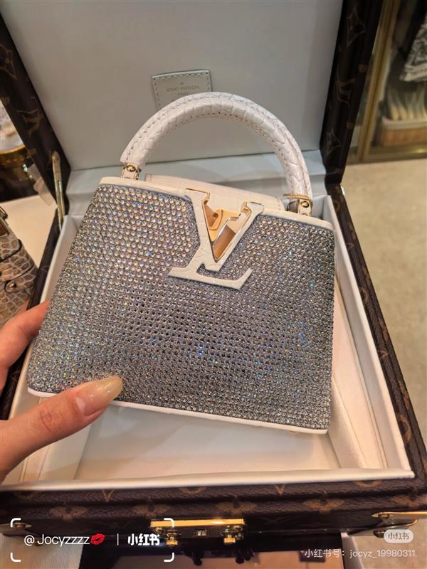 2026120164335338 870